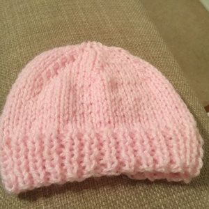 Knitting pattern for prem baby hats