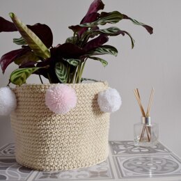 Crochet Pom Pom Basket