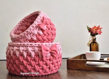 Tshirt yarn basket-  One Back Loop- Pink