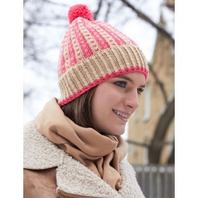 Woman's Winter Weekend Hat in Bernat Super Value - Downloadable PDF