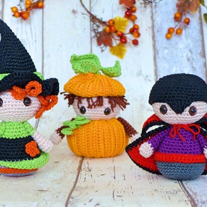 Halloween-Trio: Witch, Pumpkin & Vampire