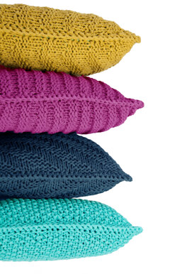 Hoooked Knitted Cushion Kit in RibbonXL