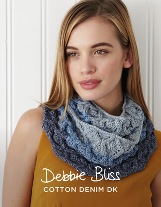 "Nicole Cowl" - Cowl Knitting Pattern For Women in Debbie Bliss Cotton Denim DK - DBS048