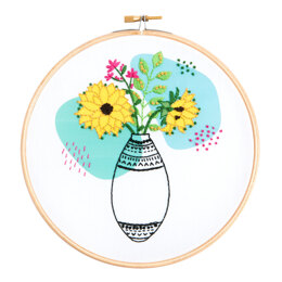 Hawthorn Handmade Vase 3  - Sunshine * Embroidery Kit