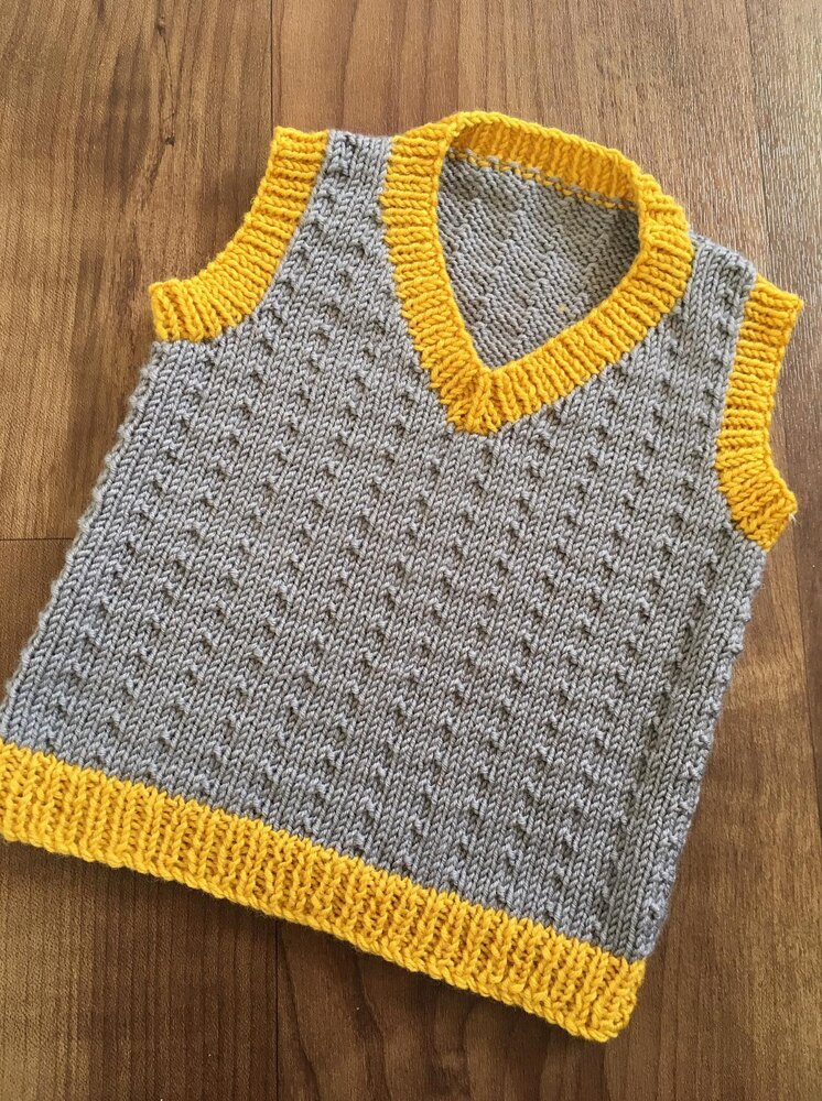 Waffle sleeveless sweater Knitting pattern by