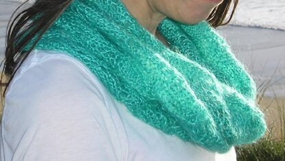 Knitted lace neck wrap/cowl and scarves