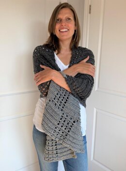 Checkerboard Wrap Shawl: Easy Crochet Shawl Pattern