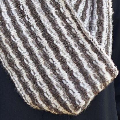 Floating Cowl in Cascade Yarns Aereo Duo - A341 - Downloadable PDF