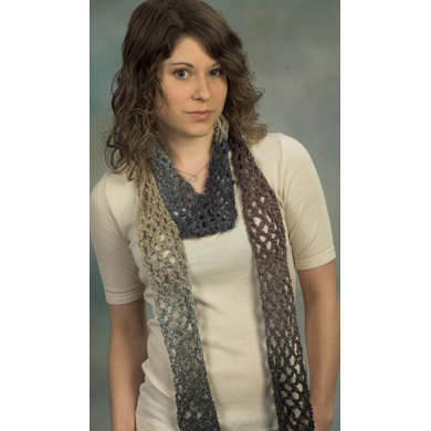 Scarf C in Plymouth Kudo - F395