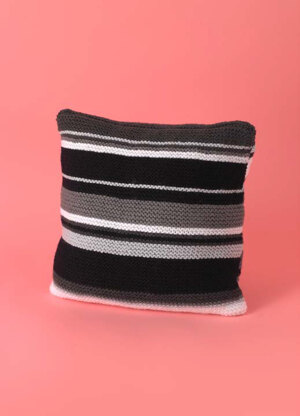 "Weekend Cushion" - Free Cushion Knitting Pattern For Home in Paintbox Yarns Simply Chunky