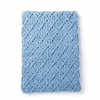 Diamond Lattice Blanket in Bernat Alize Blanket-EZ - Downloadable PDF