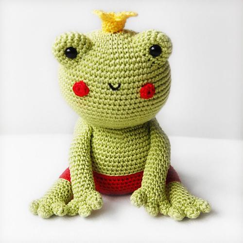 Frederick the Frog handmade crochet amigurumi