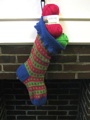 Holiday Stocking in Plymouth Galway Worsted - F474
