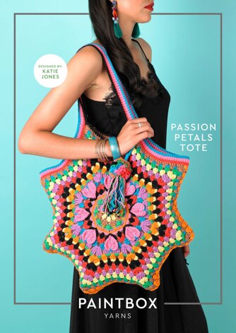 Passion Petal Tote - Patrón de ganchillo de bolso gratis para mujer en hilos de Paintbox Algodón Aran