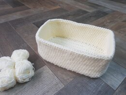 Basic crochet basket