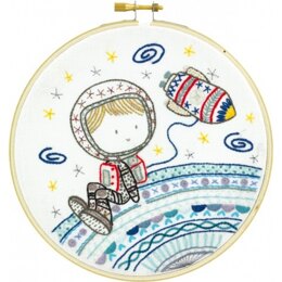 Un Chat Dans L'Aiguille Hello Earth? Embroidery Kit