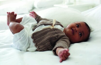 "Matinee Coat" - Coat Knitting Pattern in Debbie Bliss Baby Cashmerino - CF07