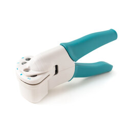 We R Memory Keepers Crop-A-Dile - Multi-Hole Punch - Utility