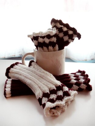 Checkerboard mitts