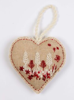 Rowandean Christmas Heart - 24cm x 29cm