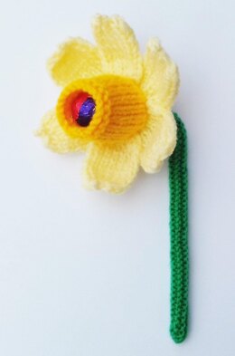 Daffodil - Creme Egg Cover