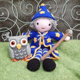 Merlin the Wizard and Hoots the Owl