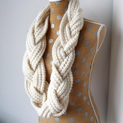 Crochet Braided Infinity Scarf