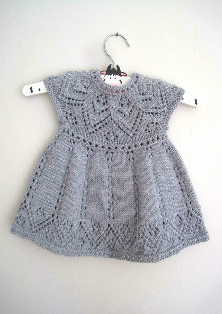 Pippa Dress Knitting pattern by Suzie Sparkles