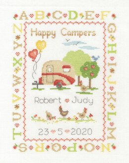 Kreuzstich-Stickset Mustertuch „Happy Campers“ von DMC – 21 x 28 cm