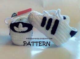 Zapatillas de crochet de bebé inspiradas en las Adidas Superstar.