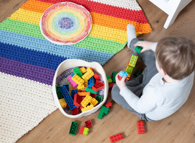 Regenbogen Teppich aus Yarn and Colors Epic - YAC100062