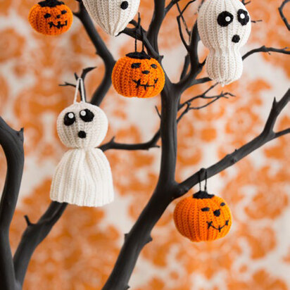 Halloween Tree of Spookiness in Aunt Lydia's Classic Crochet Thread Size 10 Solids - LC4914 - Downloadable PDF
