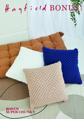 Cushion Cover in Hayfield Bonus Super Chunky - 10616 - Downloadable PDF
