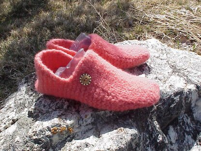 Shlippers - Felted Slippers, super EASY pattern!