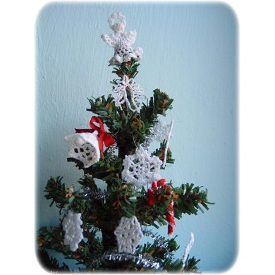 1:12th scale Crochet Christmas Tree Decorations