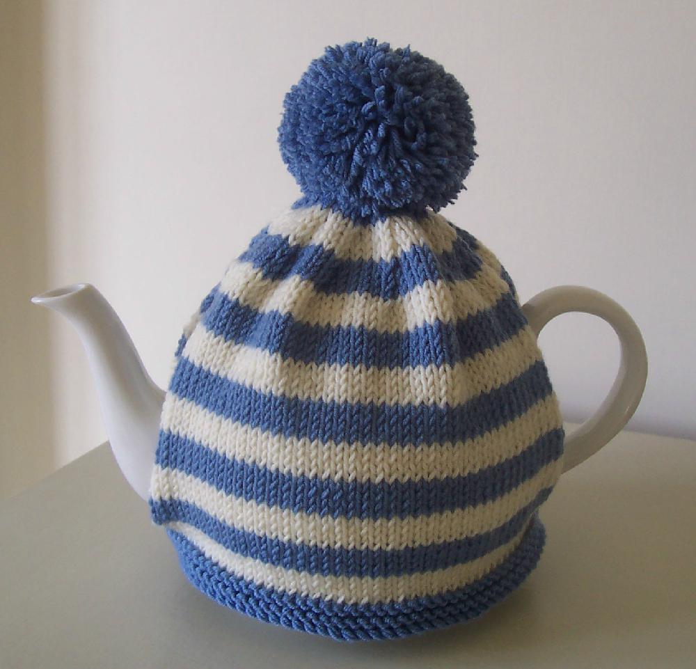 Knitting Pattern for Bobbly Tea Cosy 