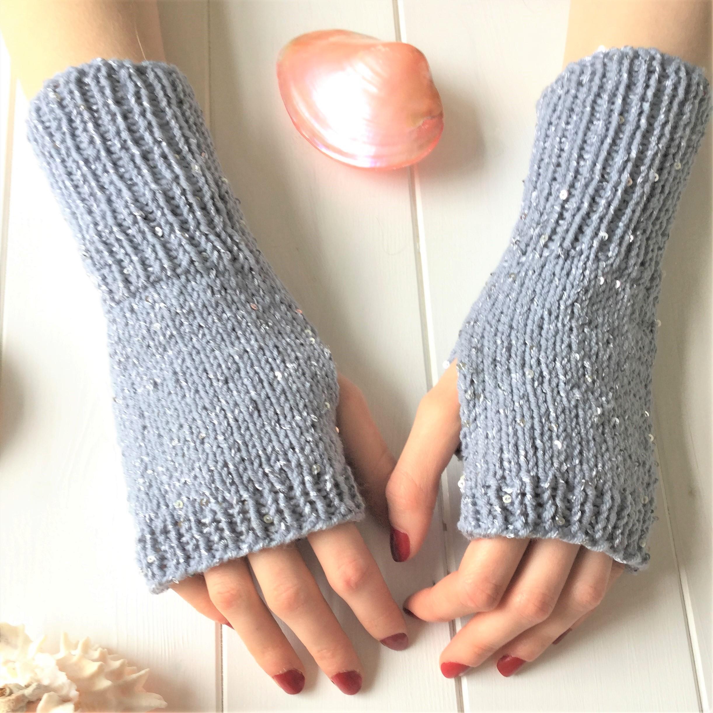 DK Knitting pattern Boys Girls Women's Gloves Fingerless Mittens DK/Double Knit 