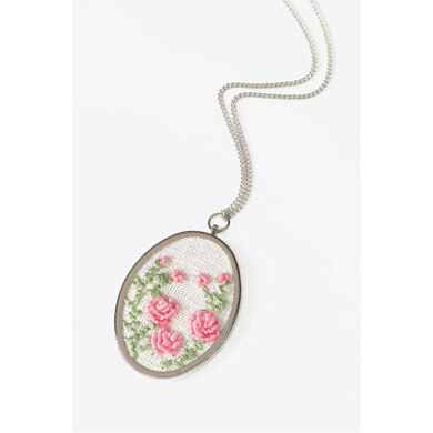 DMC Oval Pendant to embroider with Coton Perlé Embroidery Kit - 5 x 3.5 cm
