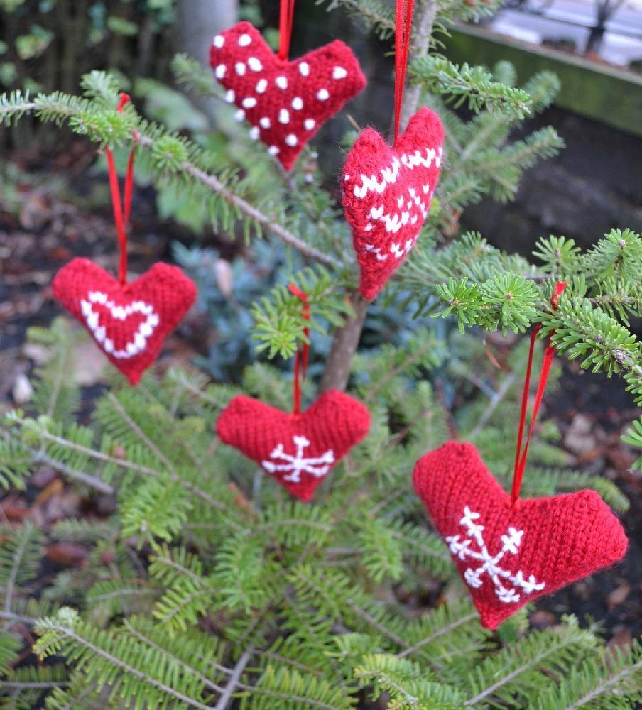 Hearts with Snowflake Christmas Tree Ornament Free Knitting Pattern