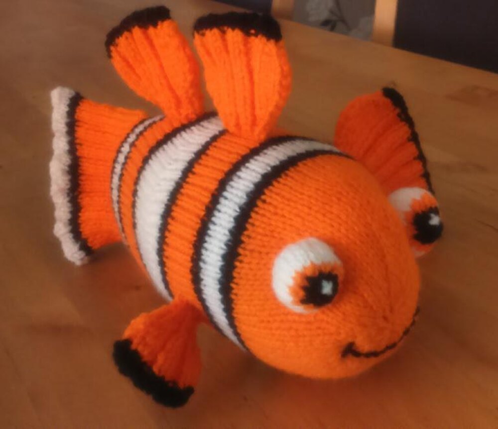 Nemo the Clown Fish Knitting pattern by Nixknittingsticks
