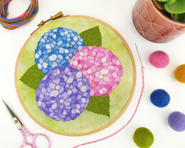 Oh Sew Bootiful Hydrangea Embroidery Kit - 6in