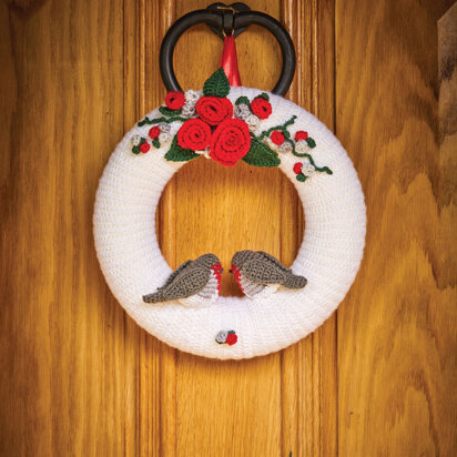 Crochet Robin Wreath in Sirdar Country Classic DK - 10656 - Downloadable PDF