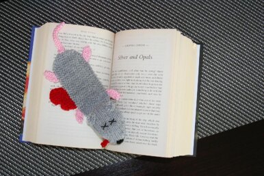 Squashed Rat Knitted Bookmark
