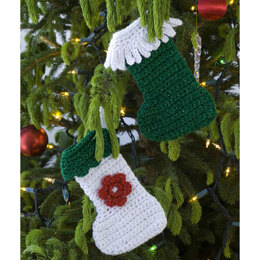 Little Stockings in Red Heart Holiday - LW1881EN - Downloadable PDF