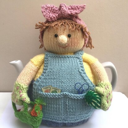 Betty the gardener tea cosy