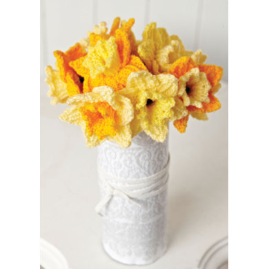 Daffodils Flowers in Hayfield Bonus DK