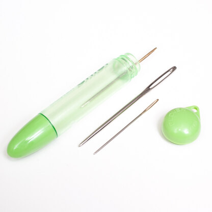 Set of 3 Clover Darning Needles with Case