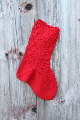 503 Hearts of Oak Christmas Stocking -  Decoration Knitting Pattern for Christmas in Valley Yarns Northampton by Valley Yarns