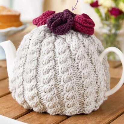 Cable Tea Cosy with Roses