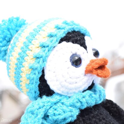 Choose Love - Roma The Happy Penguin And Hat